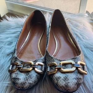 Banana republic flats